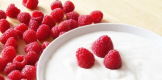 Czy można i jak mrozić jogurt naturalny? Jak mrozić jogurt naturalny