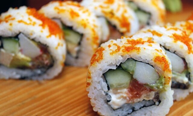 Z czym jeść sushi?
